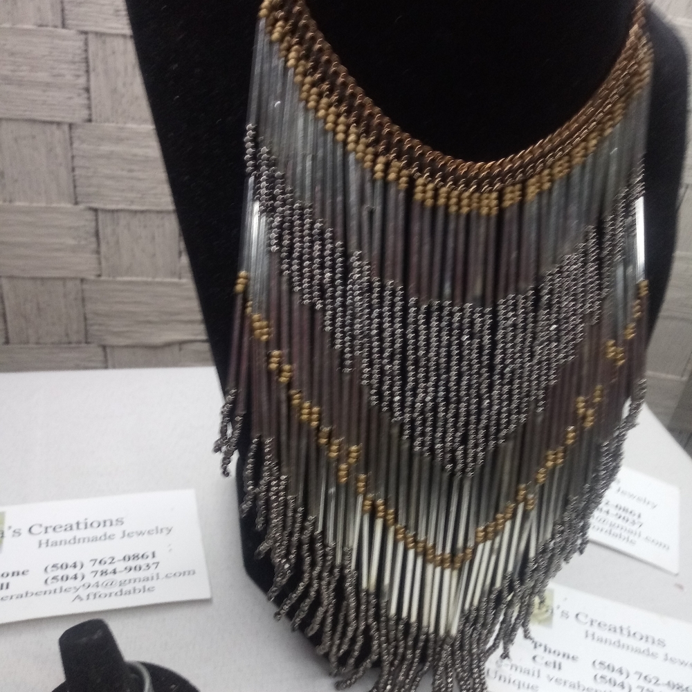 Jewelry - Picture 3 of 3